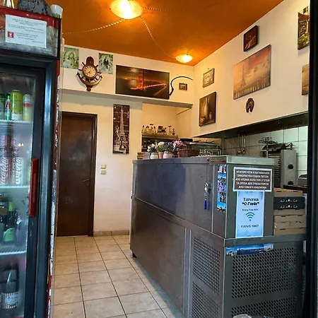 Fanis Kókkinon Nerón