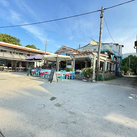 Fanis Appartamento *