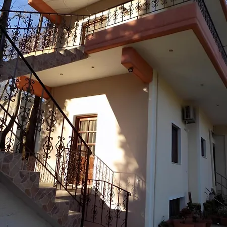 Fanis Apartament Kókkinon Nerón